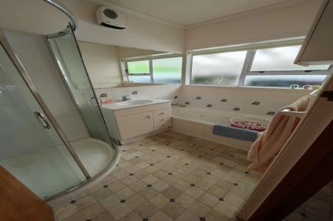 Photo of property in 16 Pelorus Place, Pakuranga, Auckland, 2010