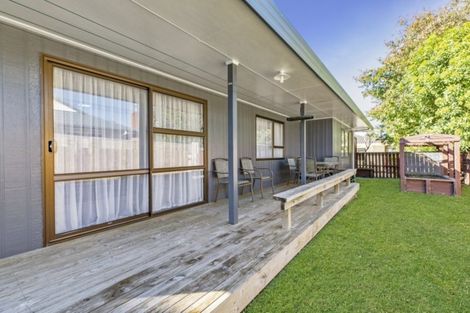 Photo of property in 2/59 Youngs Road, Papakura, 2110