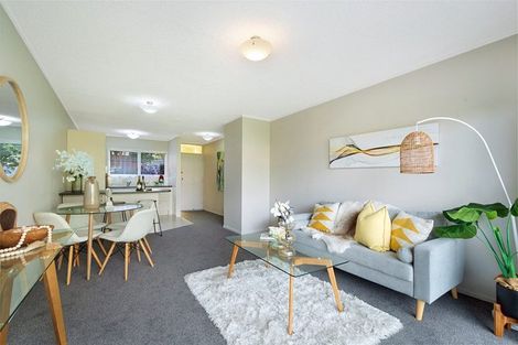 Photo of property in 2/26 Kohekohe Street, New Lynn, Auckland, 0600