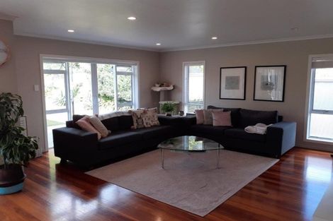 Photo of property in 5 Walter Street, Hauraki, Auckland, 0622