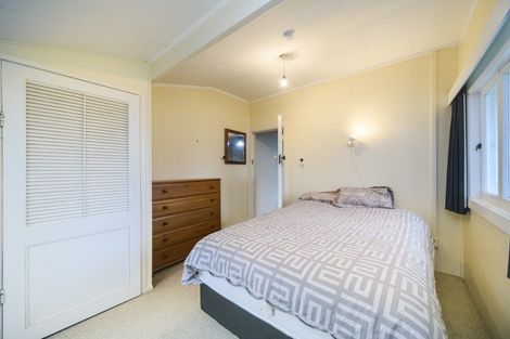 Photo of property in 11 Beresford Street, Takaro, Palmerston North, 4410
