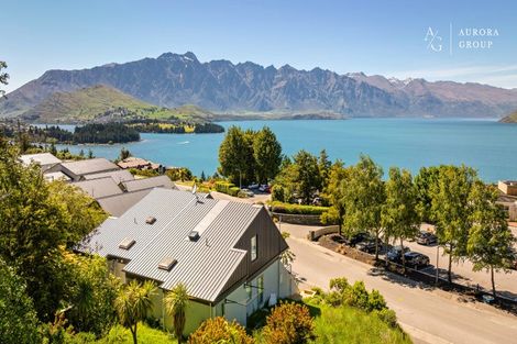 Photo of property in 10 Sainsbury Road, Fernhill, Queenstown, 9300