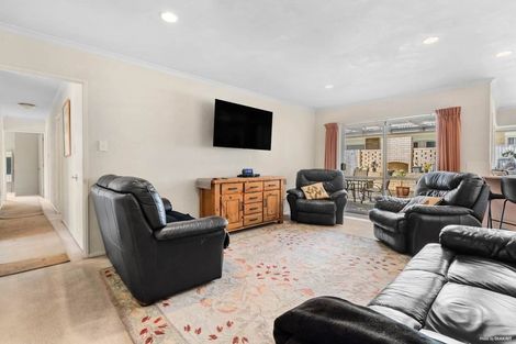 Photo of property in 75 Tington Avenue, Wattle Downs, Auckland, 2103