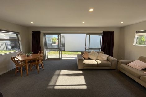 Photo of property in 2/33 Elizabeth Street, Riccarton, Christchurch, 8041