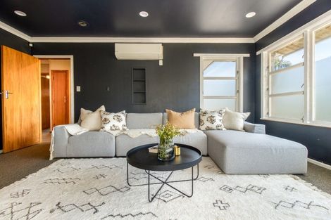 Photo of property in 15 Wyatt Avenue, Onekawa, Napier, 4110