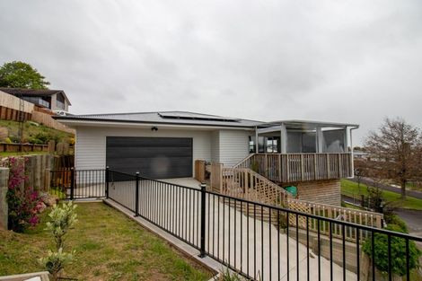 Photo of property in 16 Ohinemuri Place, Paeroa, 3600