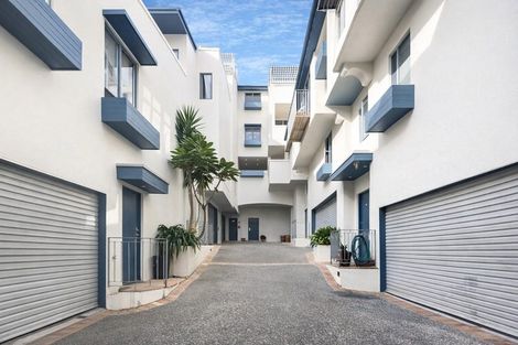 Photo of property in 7g Austin Street, Mount Victoria, Wellington, 6011