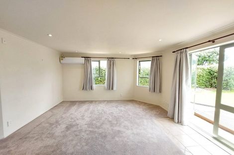 Photo of property in 66a Waimumu Road, Massey, Auckland, 0614