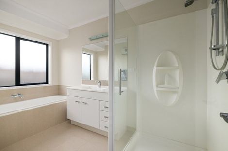 Photo of property in 153 Oteki Park Drive, Welcome Bay, Tauranga, 3112