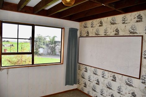 Photo of property in 27 Wharf Road, Karamea, 7893
