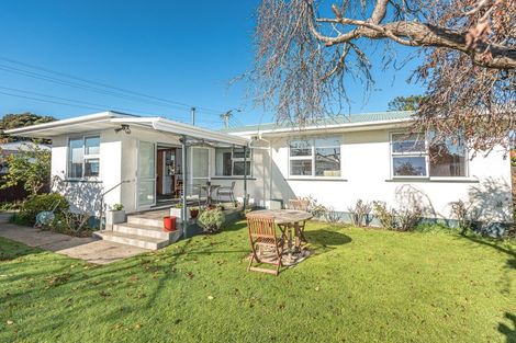 Photo of property in 64 Fitzherbert Avenue, Tawhero, Whanganui, 4501