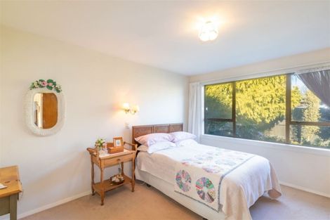 Photo of property in 8 Erin Crescent, Mairehau, Christchurch, 8013