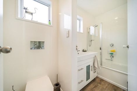 Photo of property in 4 Cabin Lane, Whitby, Porirua, 5024