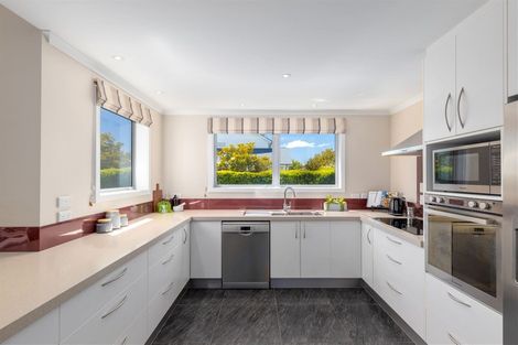 Photo of property in 15 Timberlands Terrace, Parklands, Christchurch, 8083