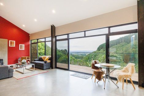 Photo of property in 631 Pahiatua Aokautere Road, Aokautere, Palmerston North, 4471