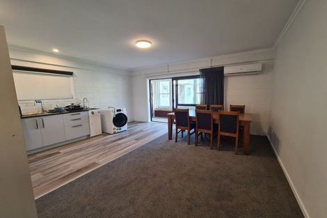 Photo of property in 6 Cutfield Street, Inglewood, 4330