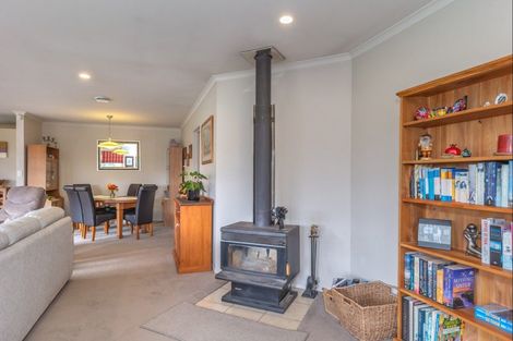 Photo of property in 138 Muhunoa Road West, Ohau, Levin, 5570