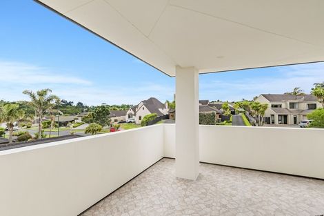 Photo of property in 27 Byblos Place, The Gardens, Auckland, 2105