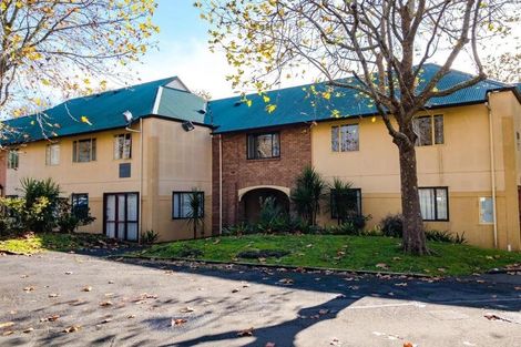 Photo of property in 3/125 Carrington Road, Point Chevalier, Auckland, 1025