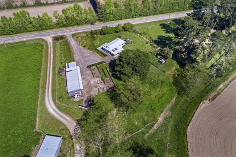 Photo of property in 172 Whatatutu Road, Te Karaka, 4094