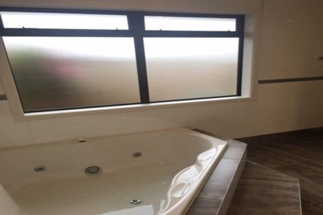 Photo of property in 5 Michael Terrence Place, Flagstaff, Hamilton, 3210