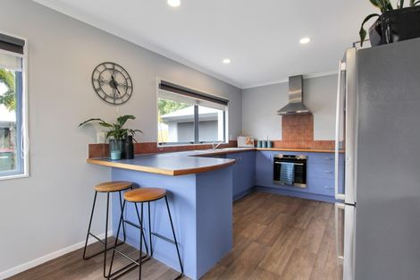 Photo of property in 17 Edward Payton Grove, Pukehangi, Rotorua, 3015