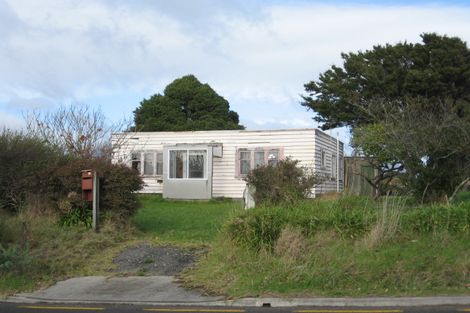 Photo of property in 8 Victor Road, Raumati Beach, Paraparaumu, 5032