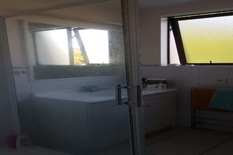 Photo of property in 2/396 Cambridge Terrace, Naenae, Lower Hutt, 5011