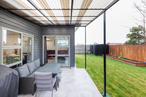 Photo of property in 12 Ivy Lane, Kelvin Grove, Palmerston North, 4414