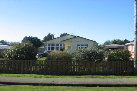 Photo of property in 20 Costley Street, Carterton, 5713