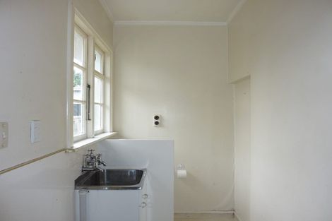 Photo of property in 94 Middleton Road, Upper Riccarton, Christchurch, 8041