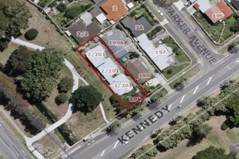 Photo of property in 3/201 Kennedy Road, Marewa, Napier, 4110