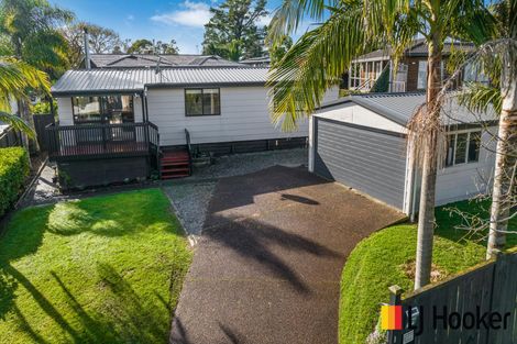 Photo of property in 165 Carnoustie Drive, Wattle Downs, Auckland, 2103