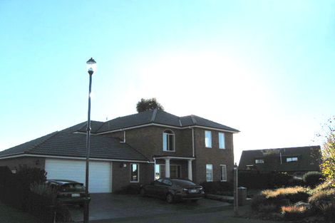 Photo of property in 18 Providence Place, Redwood, Christchurch, 8051