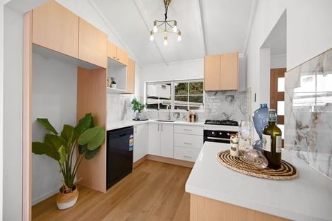 Photo of property in 11 Hibiscus Avenue, Hamilton Lake, Hamilton, 3204