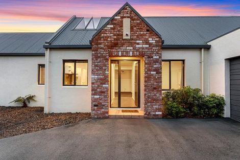 Photo of property in 3 Monterey Place, Parklands, Christchurch, 8083