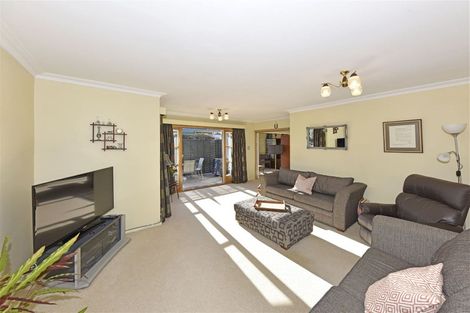 Photo of property in 12 Aileen Place, Upper Riccarton, Christchurch, 8041