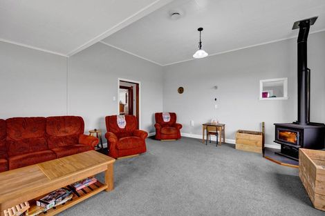 Photo of property in 22 Batten Road, Okaiawa, Hawera, 4671