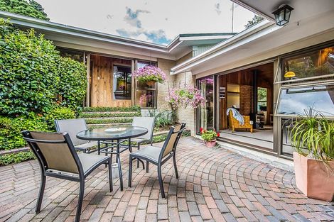 Photo of property in 3 Hebe Place, Birkenhead, Auckland, 0626