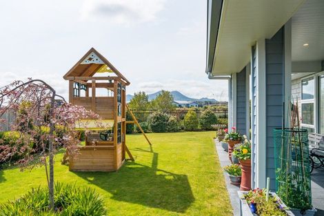 Photo of property in 13 Tuhua Close, Wharewaka, Taupo, 3330