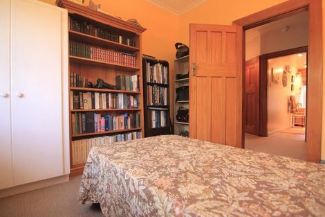 Photo of property in 82 Avonhead Road, Avonhead, Christchurch, 8042