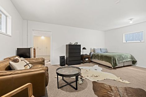 Photo of property in 1/35 Newhaven Terrace, Mairangi Bay, Auckland, 0630