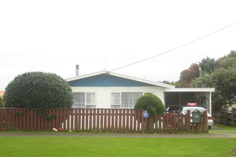 Photo of property in 11a Bayly Street, Waitara, 4320