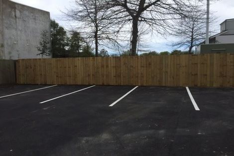 Photo of property in 1 Shirley Road, Parau, Auckland, 0604