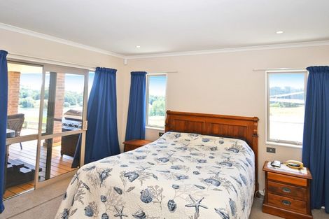 Photo of property in 66 Manu Drive, Kaiwaka, 0573
