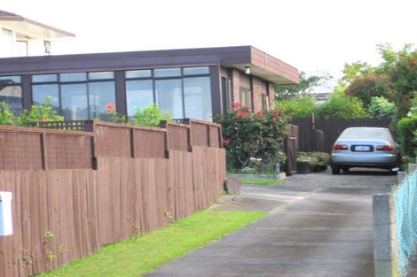Photo of property in 2/14 Falstaff Place, Half Moon Bay, Auckland, 2012