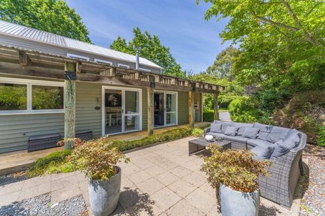 Photo of property in 208 Mapara Road, Acacia Bay, Taupo, 3385