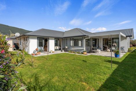 Photo of property in 3 Piwakawaka Drive, Stoke, Nelson, 7011