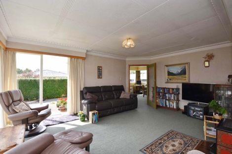 Photo of property in 38 Kirkoswald Street, Wallacetown, 9816