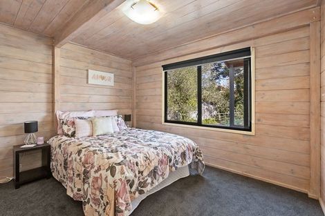 Photo of property in 14 Muscat Place, Henderson, Auckland, 0612